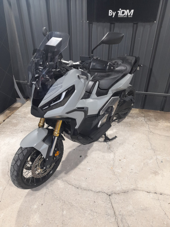 HONDA X-ADV 750 - LE PONTET