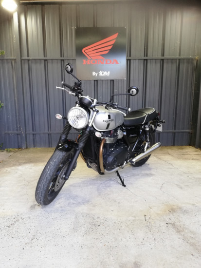 STREET TWIN A2 - LE PONTET