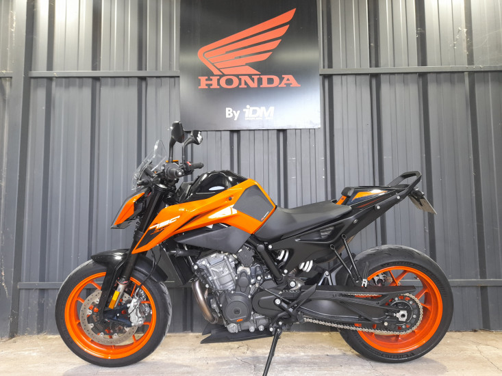 790 DUKE - LE PONTET