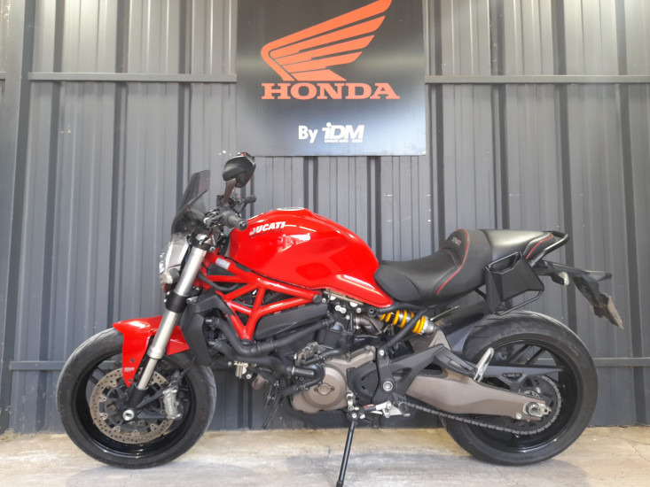 DUCATI MONSTER 821 - LE PONTET