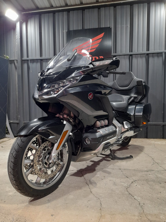 HONDA GOLDWING TOURING DCT - LE PONTET