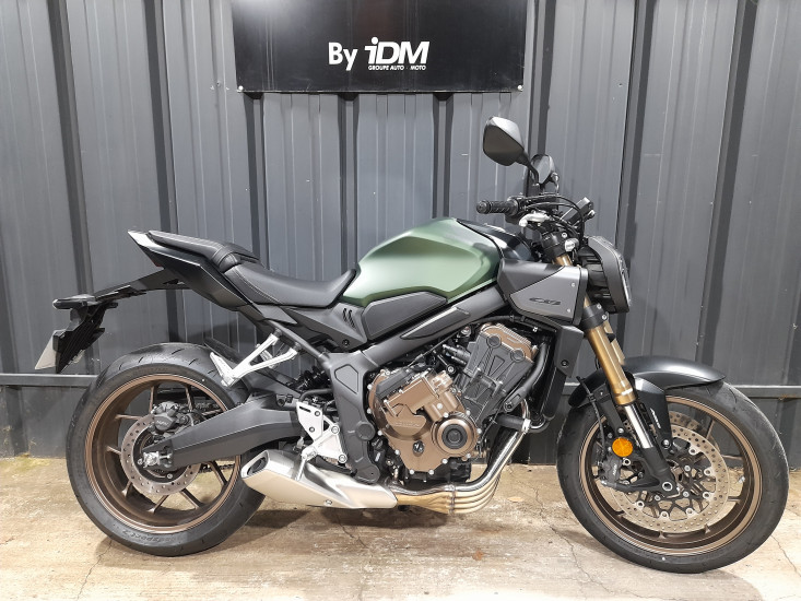 HONDA CB650R E-CLUTCH - LE PONTET