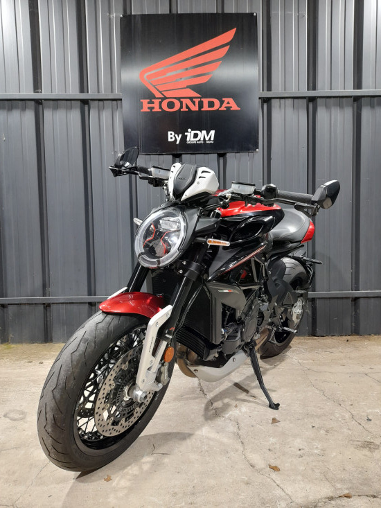 MV AGUSTA  800 DRAGSTER RR - LE PONTET