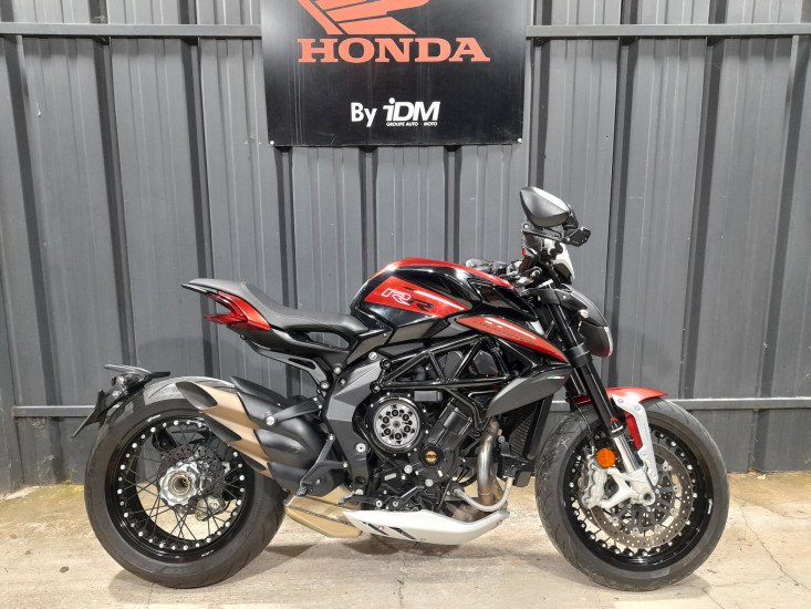 MV AGUSTA  800 DRAGSTER RR - LE PONTET