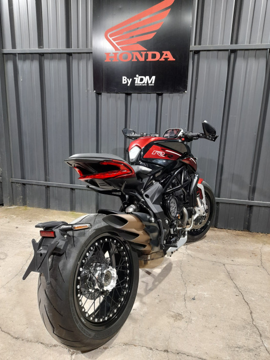 MV AGUSTA  800 DRAGSTER RR - LE PONTET