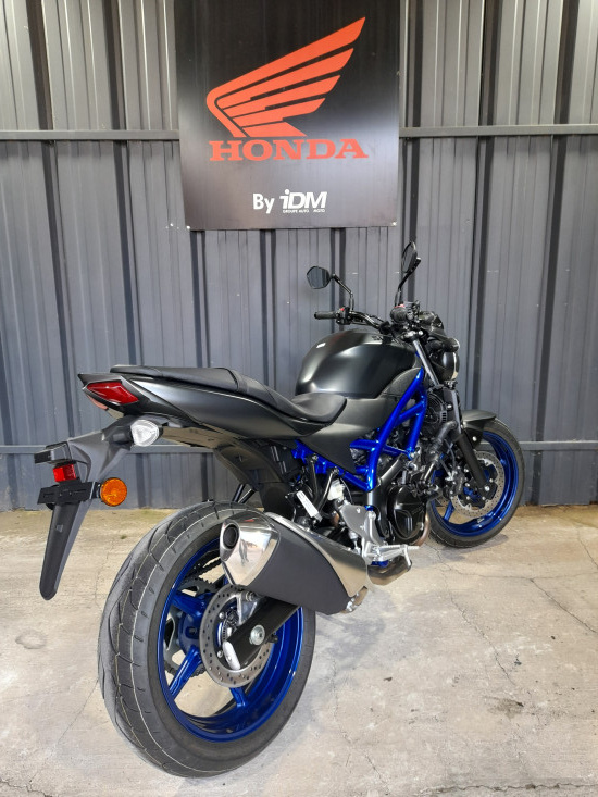 SUZUKI SV 650 NEUVE - LE PONTET