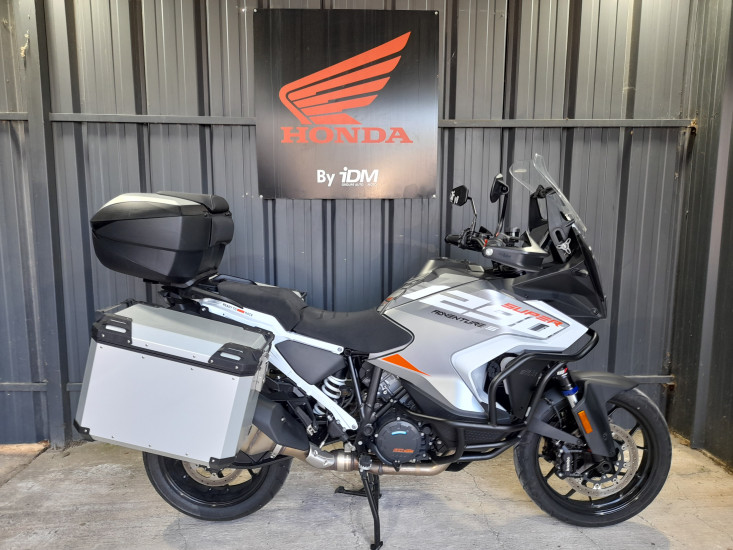 KTM 1290 SUPER ADVENTURE S - LE PONTET